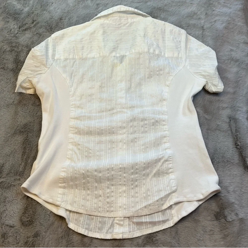 Guess White Short Sleeve Button Down Shirt - Picture 11 of 12